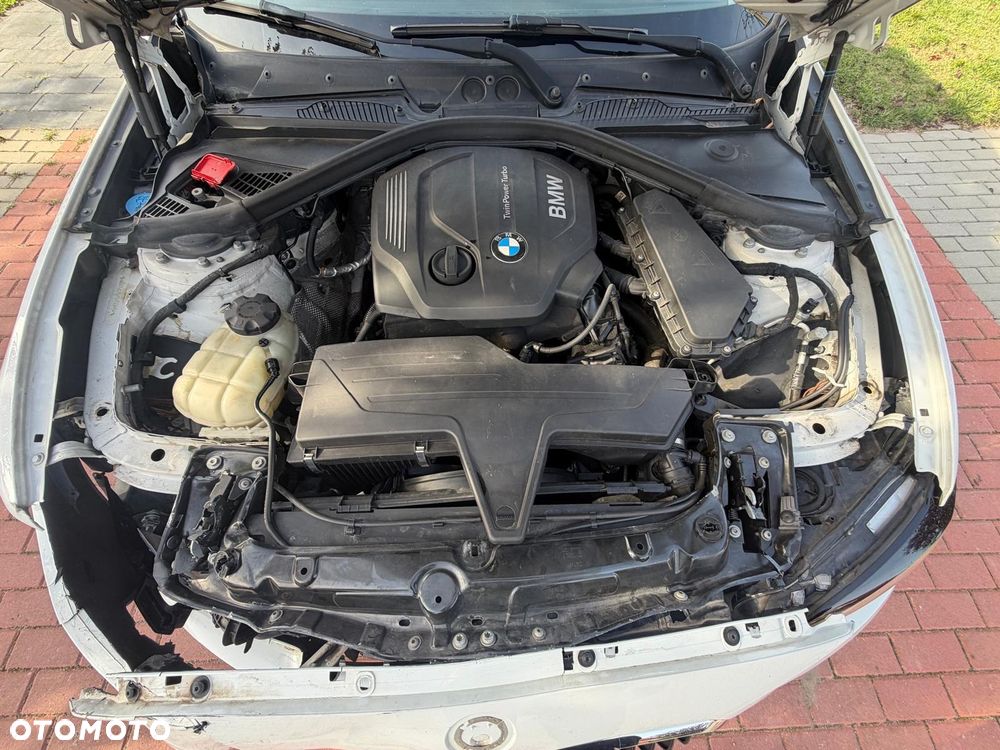 BMW Seria 1 - 19