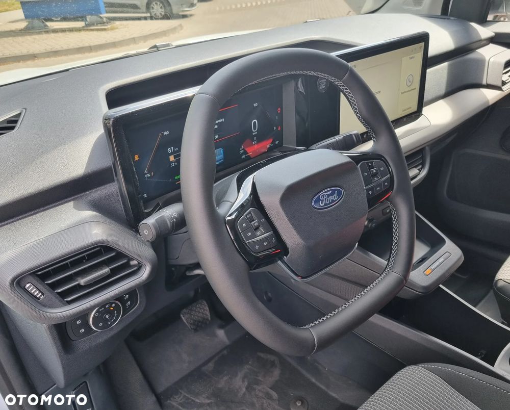 Ford Transit Courier - 5