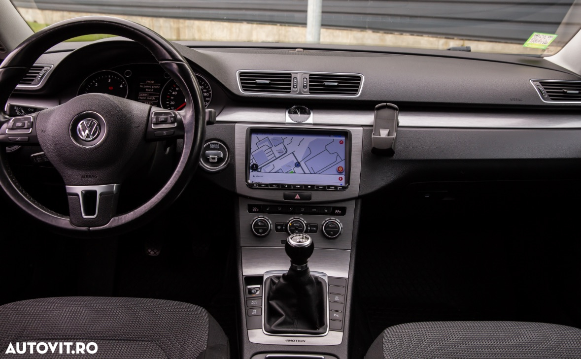 Volkswagen Passat 2.0 TDI BlueMotion Technology Comfortline - 25
