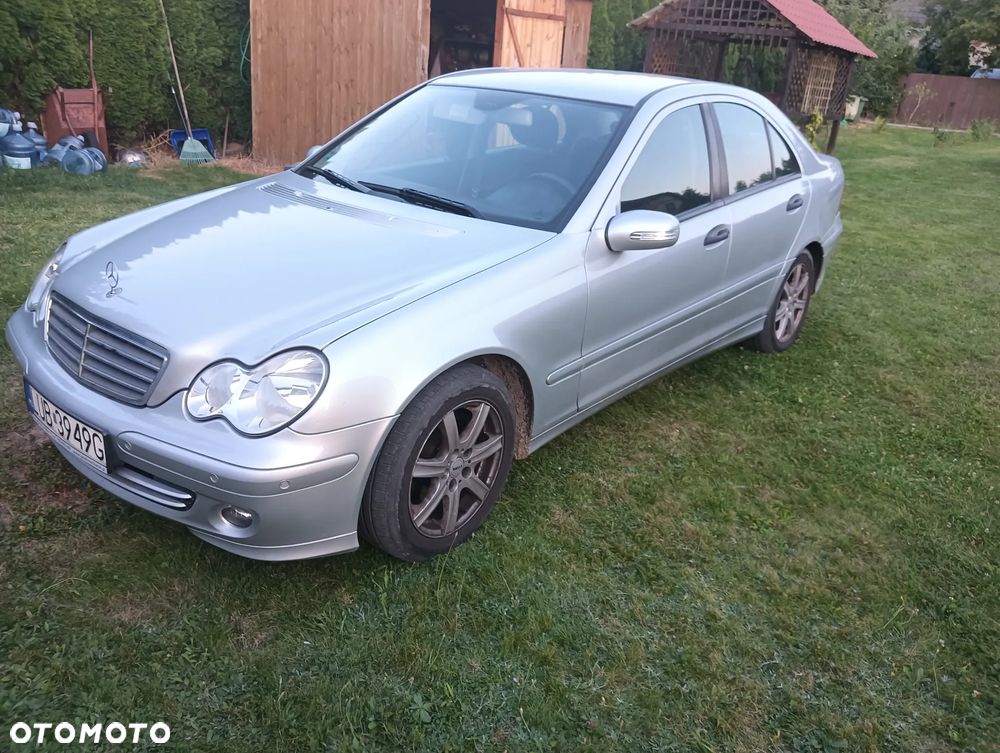 Mercedes-Benz Klasa C 180 Kompressor Avantgarde - 4