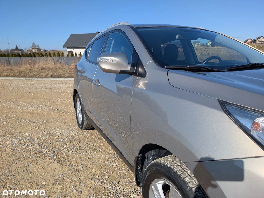 Hyundai ix35 - 11