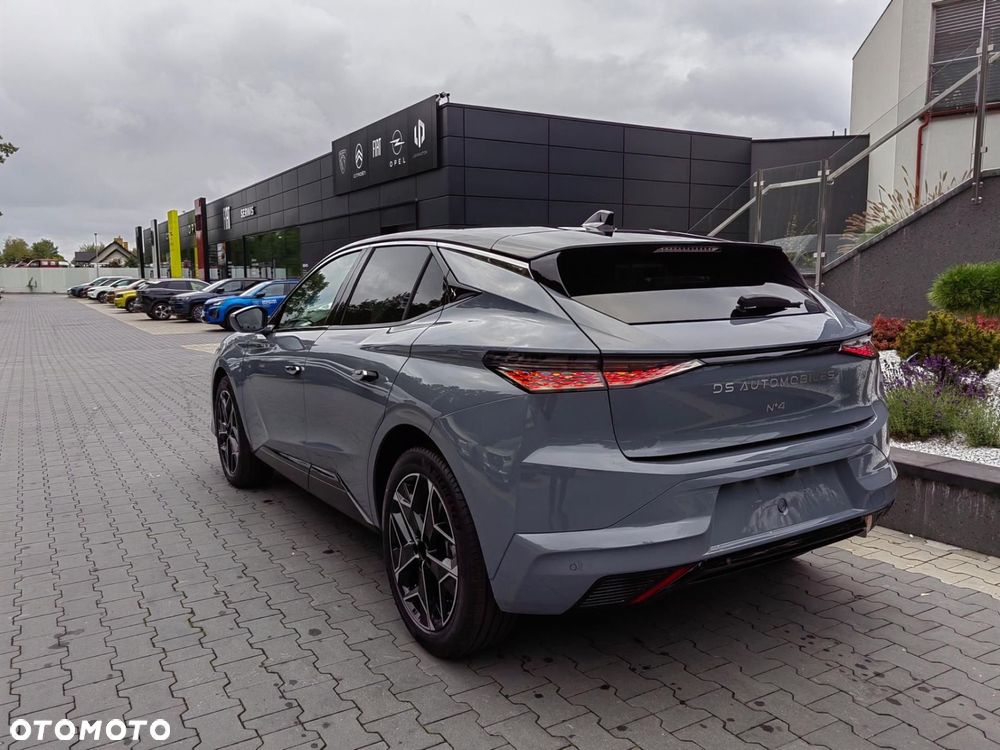 DS Automobiles DS 4 1.2 mHEV Étoile Alcantara eDCS6 - 5