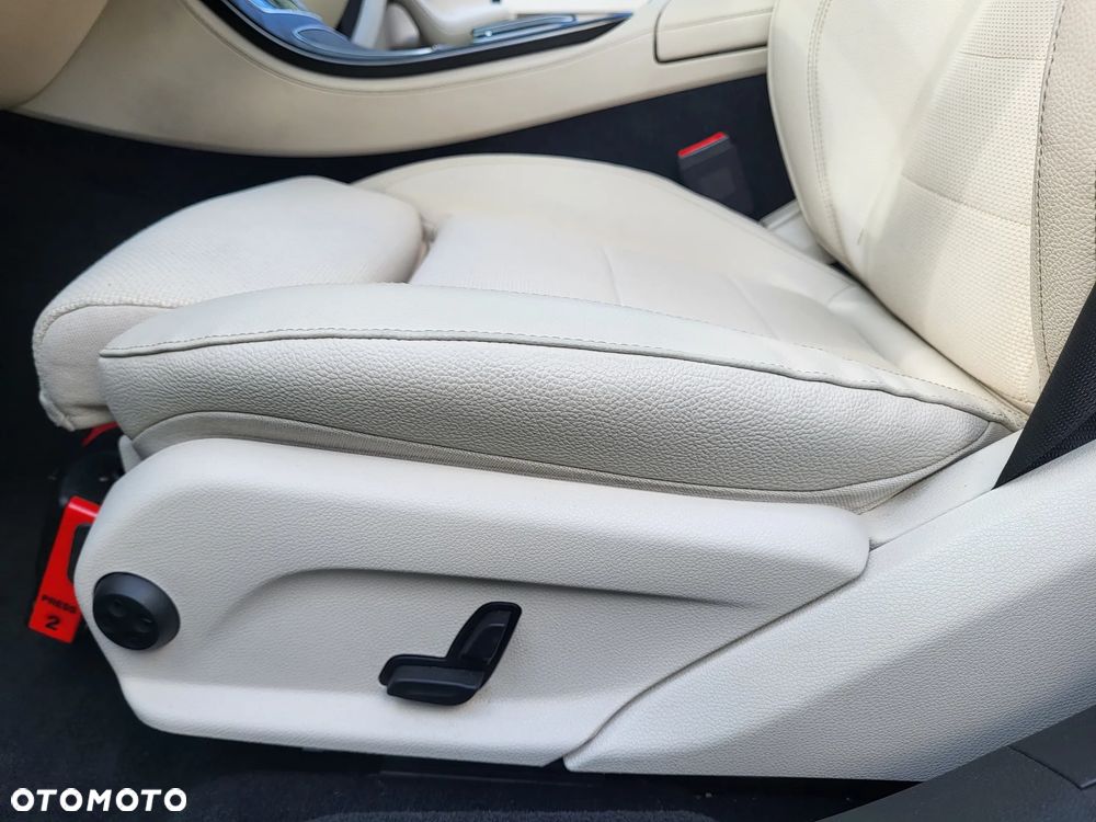 Mercedes-Benz Klasa E 220 d Business Edition - 21