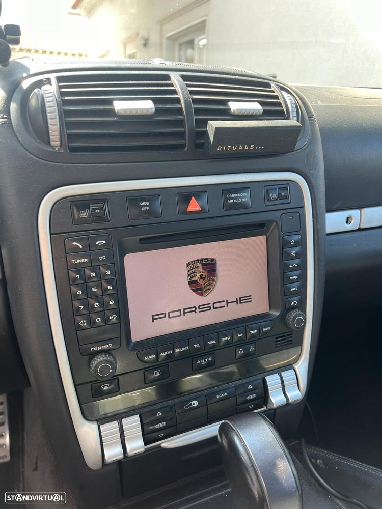 Porsche Cayenne Turbo - 5