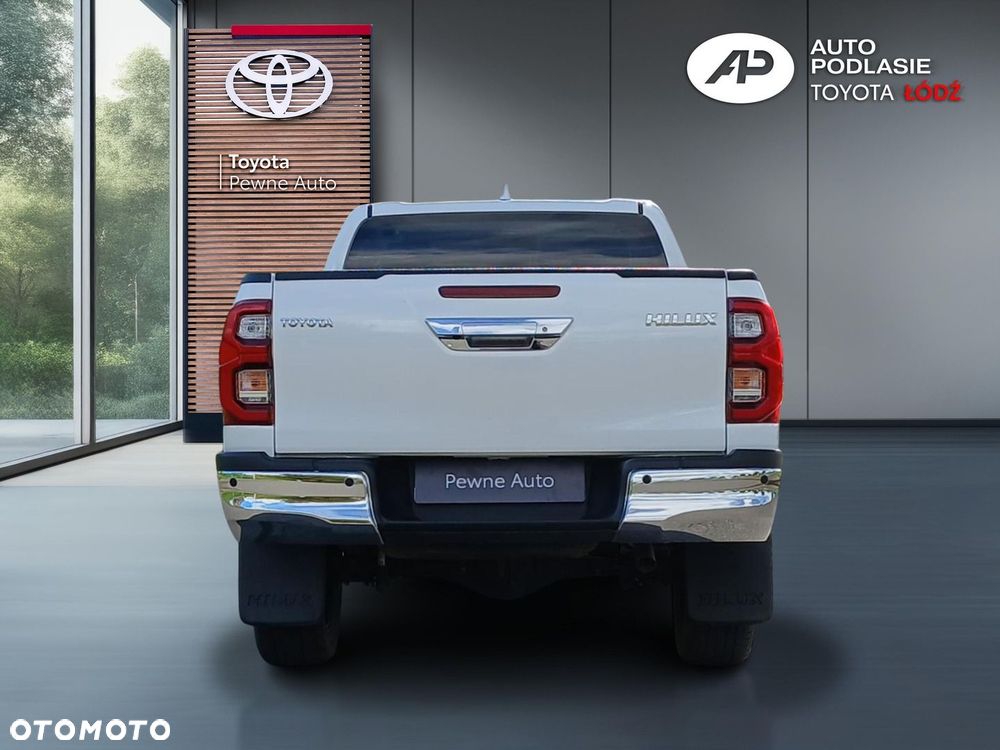 Toyota Hilux 2.8 D-4D Double Cab SR5 4x4 - 7