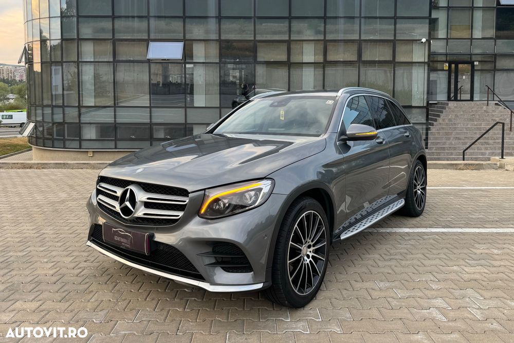 Mercedes-Benz GLC 220 d 4MATIC 9G-TRONIC AMG Line Plus - 31