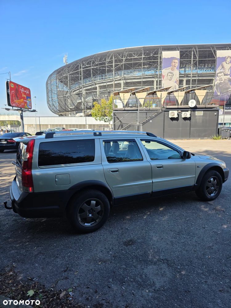 Volvo XC 70 D5 AWD Summum - 4