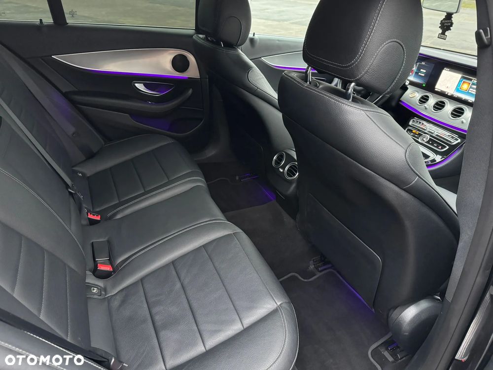 Mercedes-Benz Klasa E 200 d 9G-TRONIC AMG Line - 17