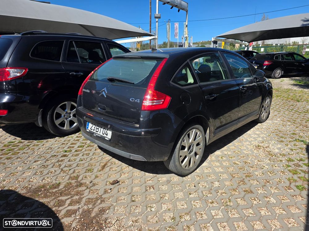 Citroën C4 1.6 HDi 110 Exclusive - 6