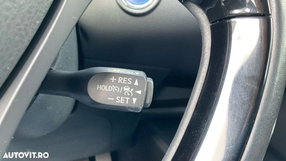 Toyota C-HR 1.8 HSD 122 CP 4x2 CVT Core - 35