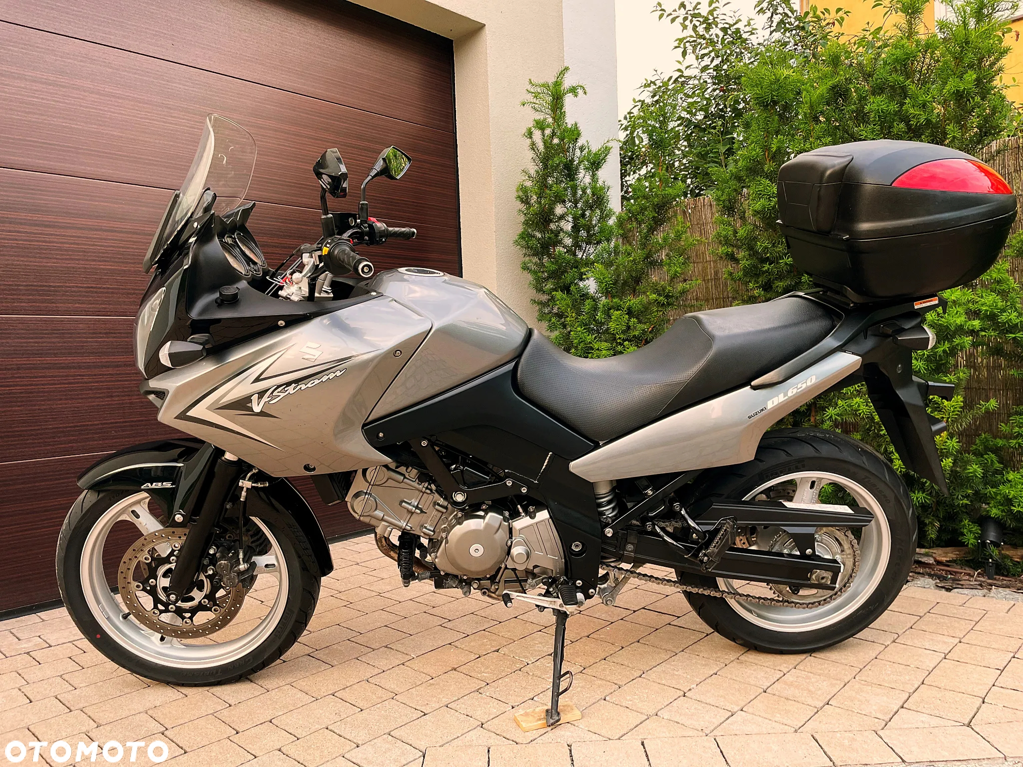 Suzuki DL - 5