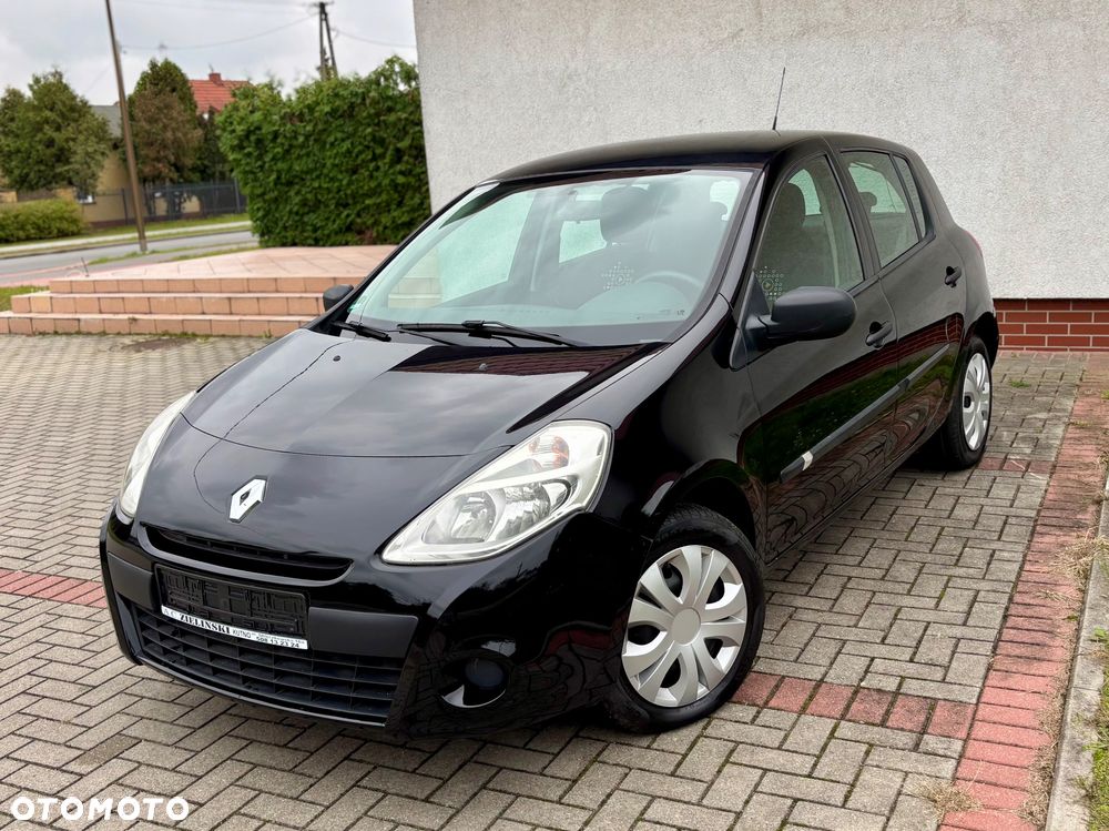 Renault Clio 1.2 16V 75 Yahoo - 9