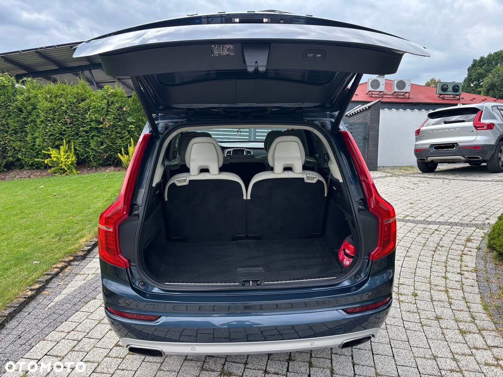 Volvo XC 90 - 28