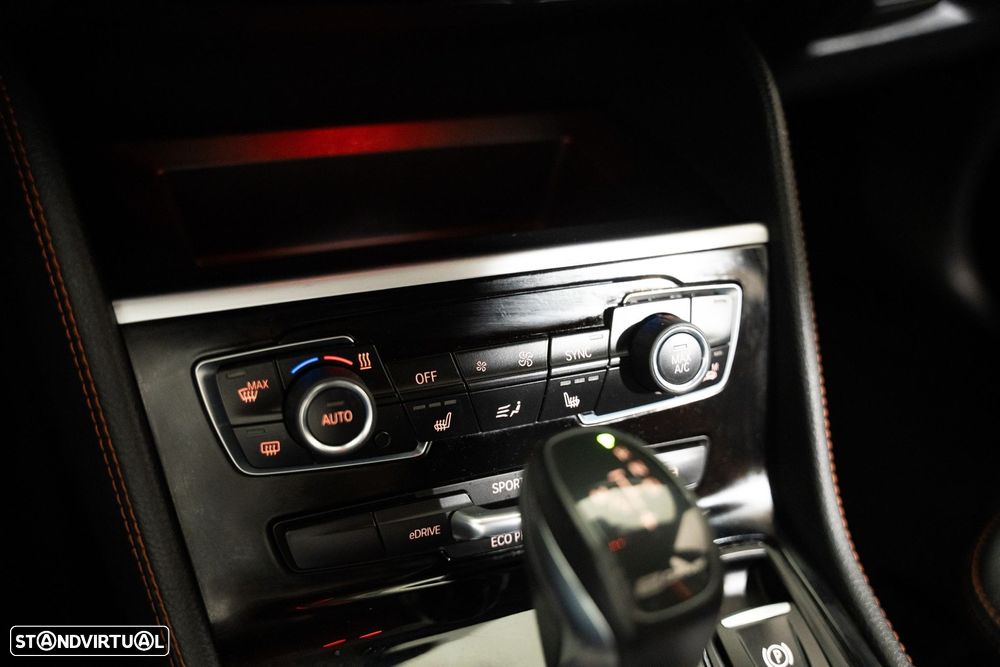 BMW 225xe Active Tourer Line Sport - 20