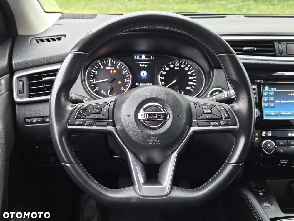Nissan Qashqai 1.6 DIG-T N-Connecta - 14