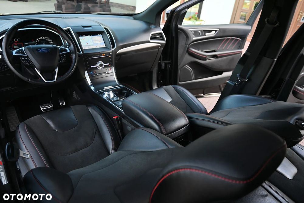 Ford Edge 2.0 EcoBlue Twin-Turbo 4WD ST-Line - 32