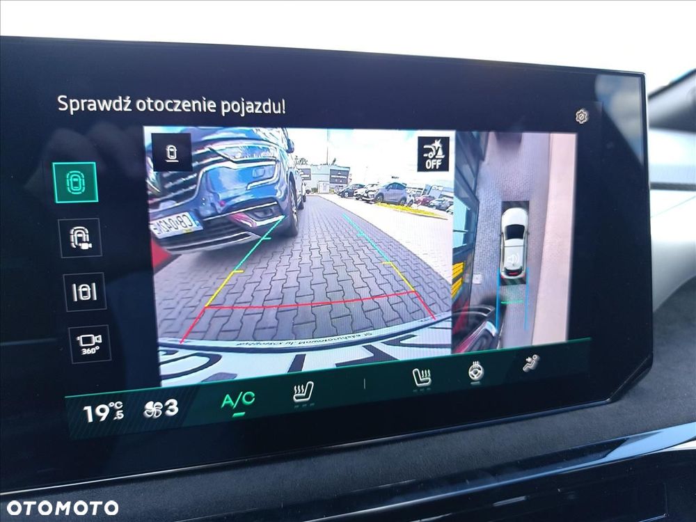 Renault Clio - 19
