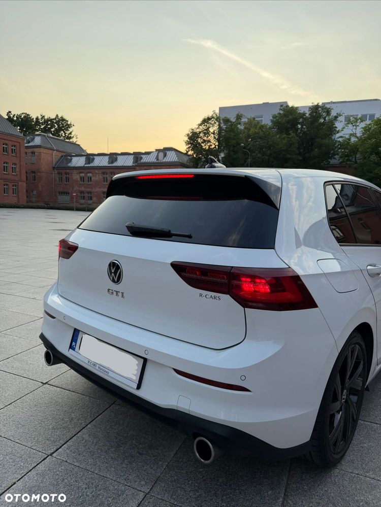 Volkswagen Golf - 5