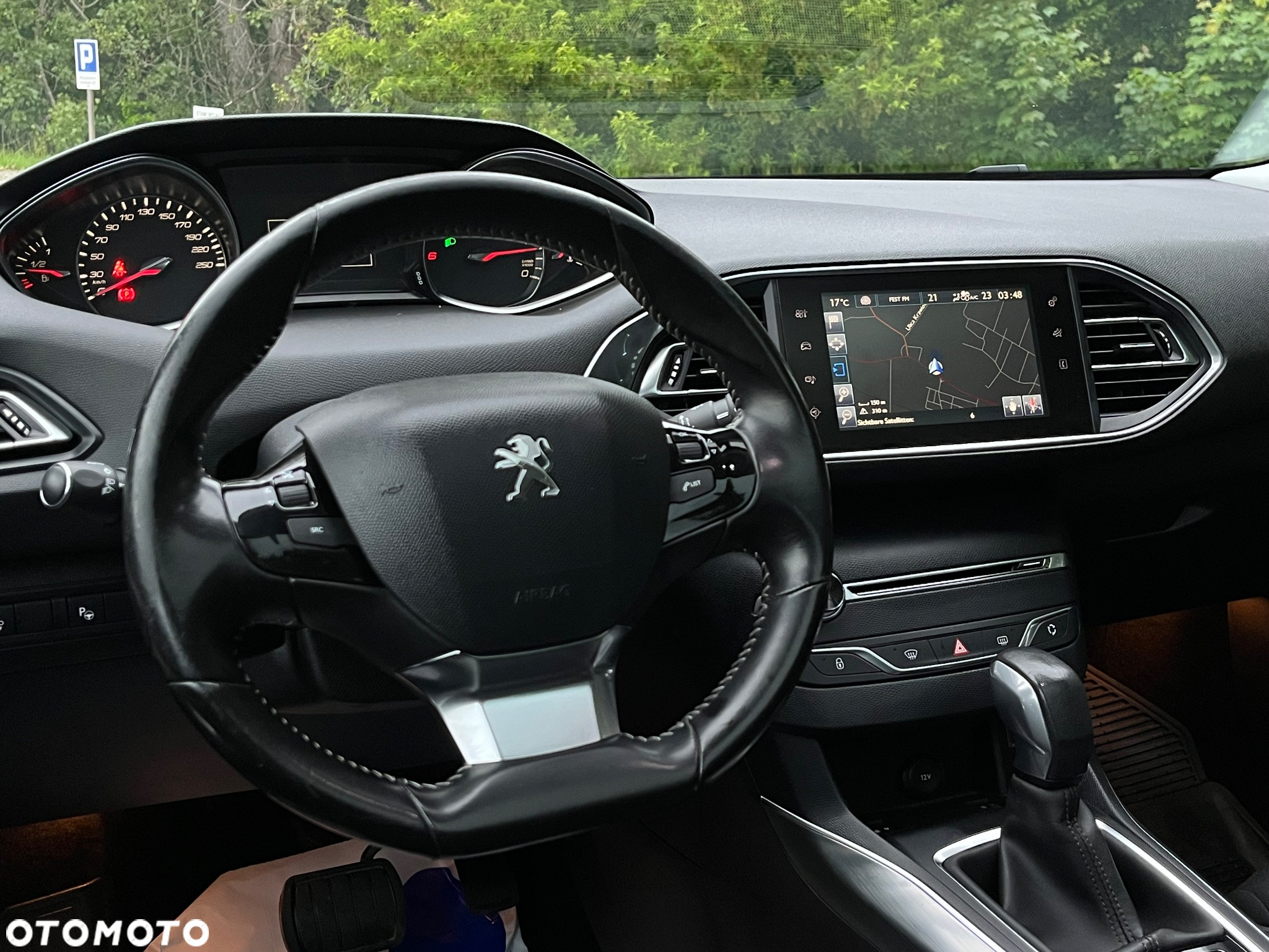 Peugeot 308 SW BlueHDi 150 EAT6 Stop & Start Allure - 13