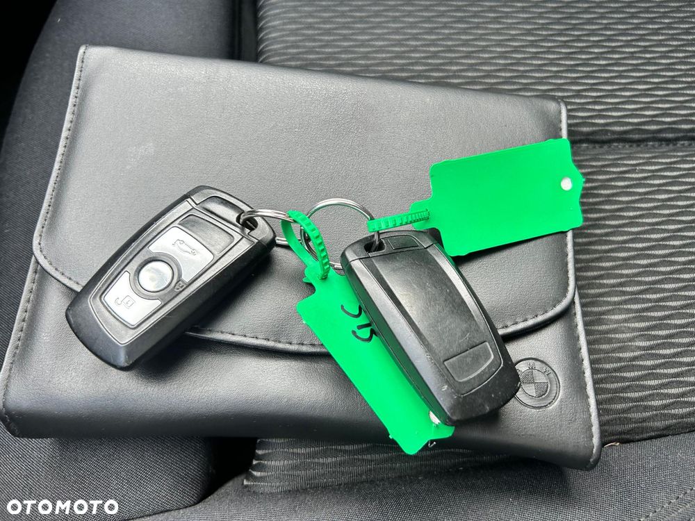 BMW Seria 3 320d - 41