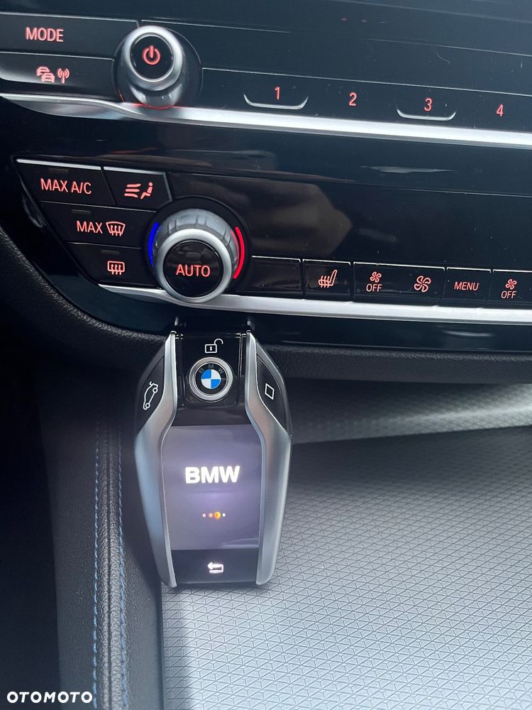 BMW Seria 5 520d xDrive M Sport sport - 23