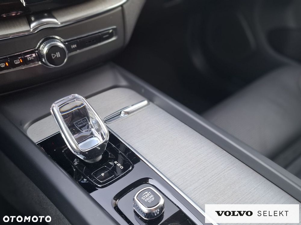 Volvo XC 60 - 25