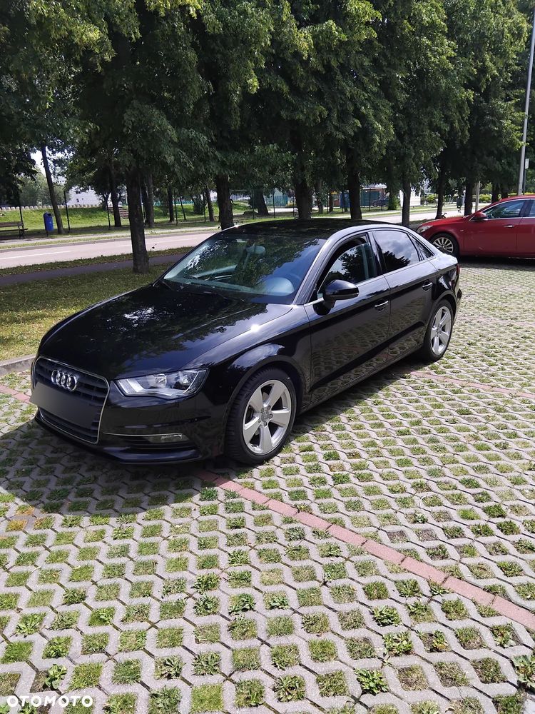 Audi A3 Limousine 1.6 TDI ultra Attraction - 1