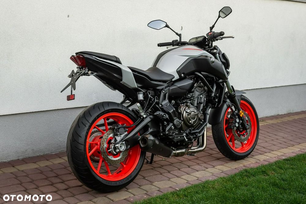 Yamaha MT - 4