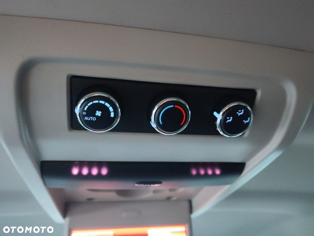 Fiat Freemont 2.0 Multijet Black Code AWD - 32