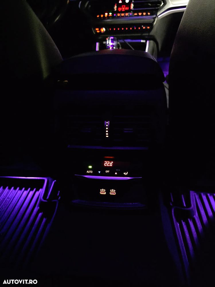 BMW Seria 3 320d xDrive AT MHEV - 29