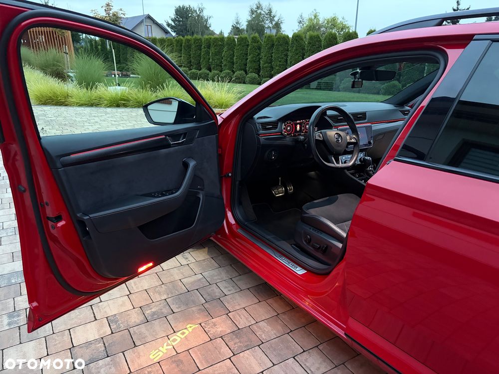 Skoda Superb 2.0 TDI SCR 4x4 Sportline DSG - 18
