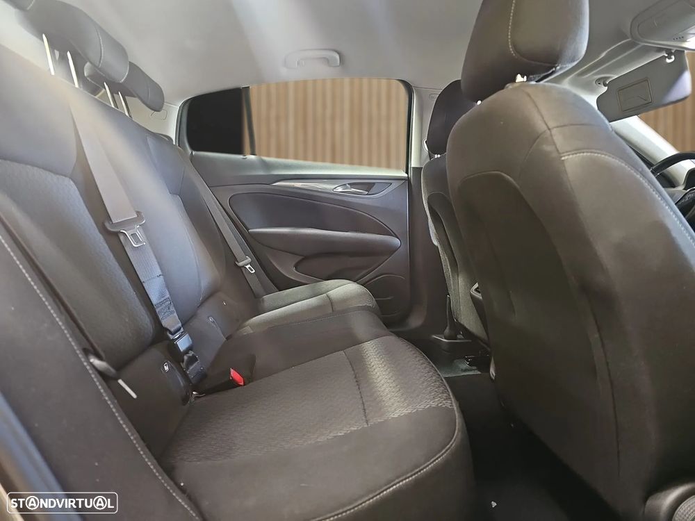 Opel Insignia Grand Sport 1.6 CDTi Edition - 10