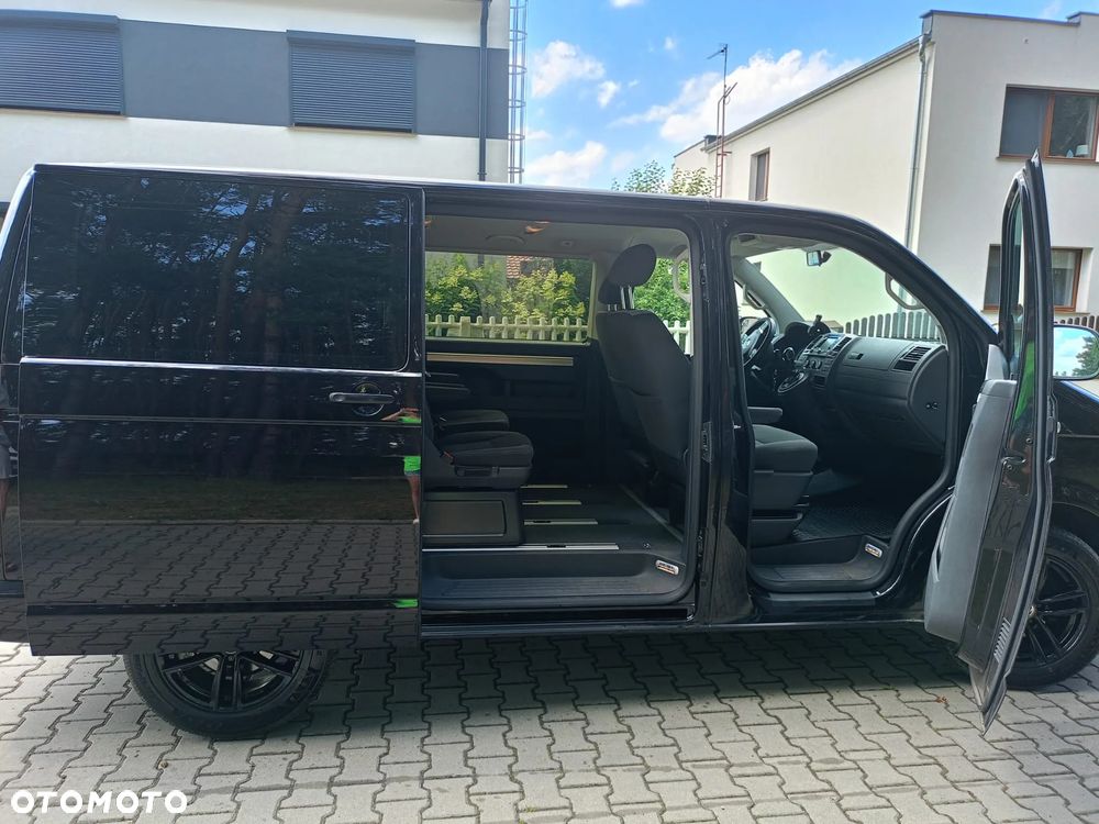 Volkswagen Multivan - 17