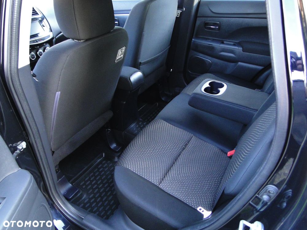 Mitsubishi ASX 1.6 2WD Edition 100+ - 17