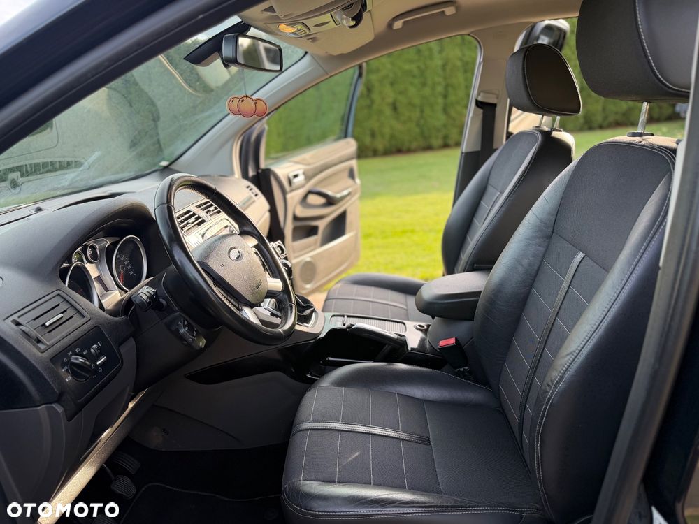 Ford Kuga 2.0 TDCi 4x4 Titanium - 18