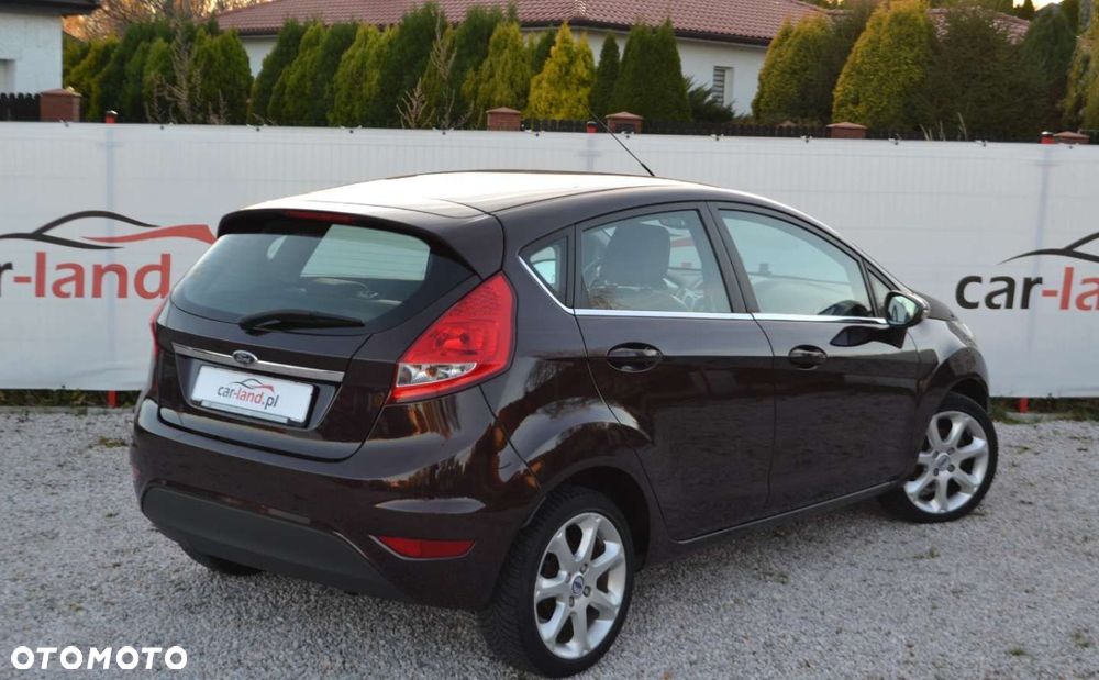 Ford Fiesta - 14