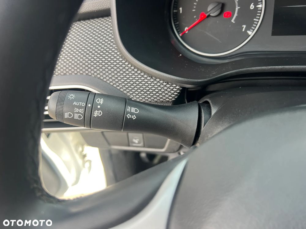 Dacia Sandero - 22