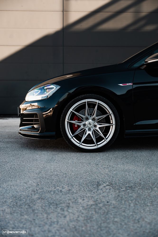 VW Golf 2.0 TSI GTi TCR DSG - 2