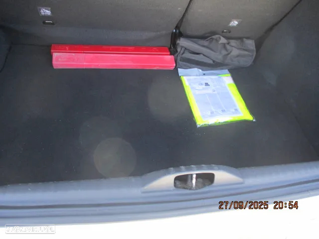 Citroën C3 1.5 BlueHDi Shine - 11