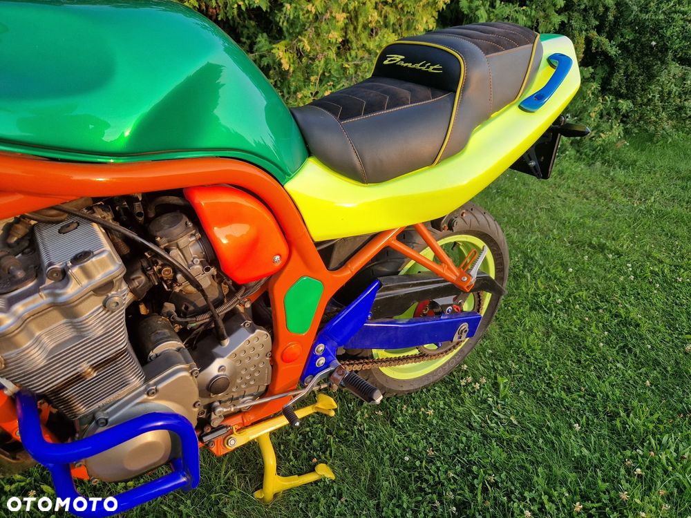 Suzuki GS - 9