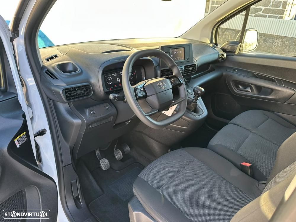 Toyota Proace City 1.5D 3Lug. Frente Nova 100cv - 11