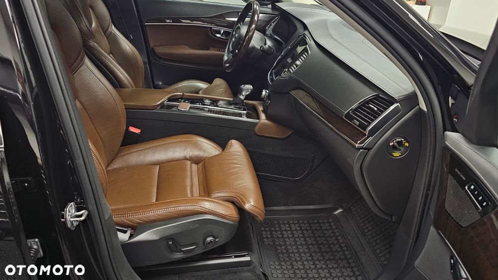 Volvo XC 90 D5 AWD Inscription - 11