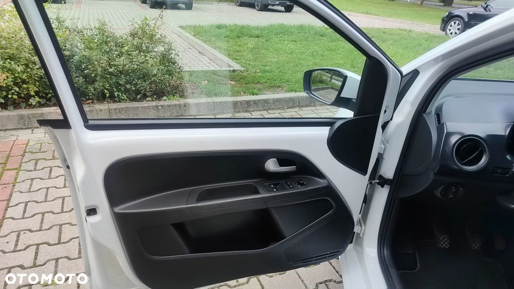 Volkswagen up! 1.0 move EU6 - 16