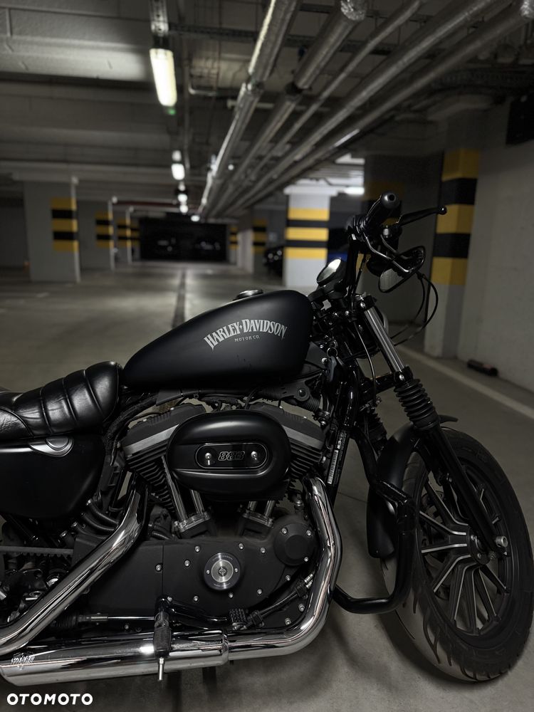 Harley-Davidson Sportster Iron 883 - 4