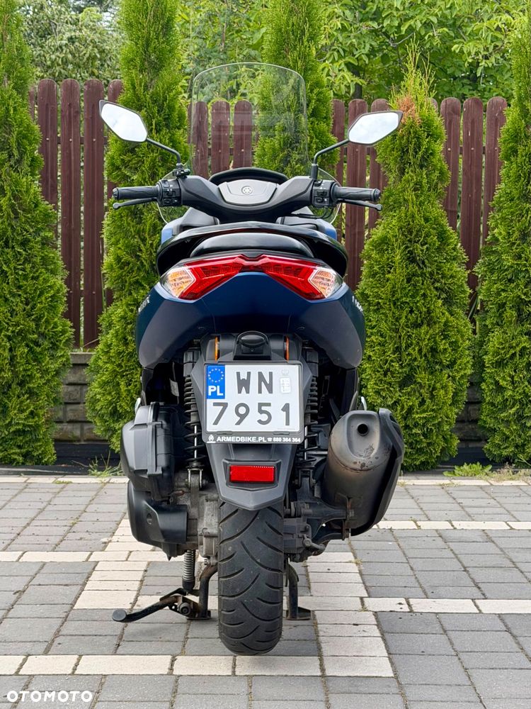 Yamaha NMAX - 8