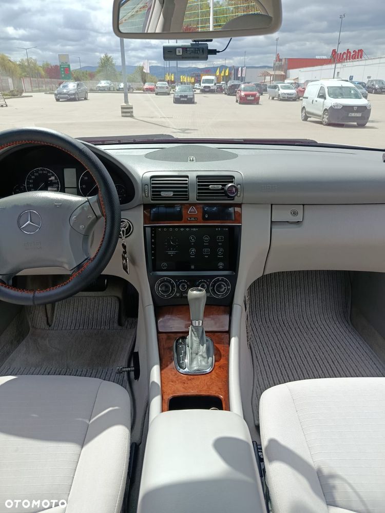 Mercedes-Benz Klasa C 180 Kompressor Automatik Avantgarde - 4