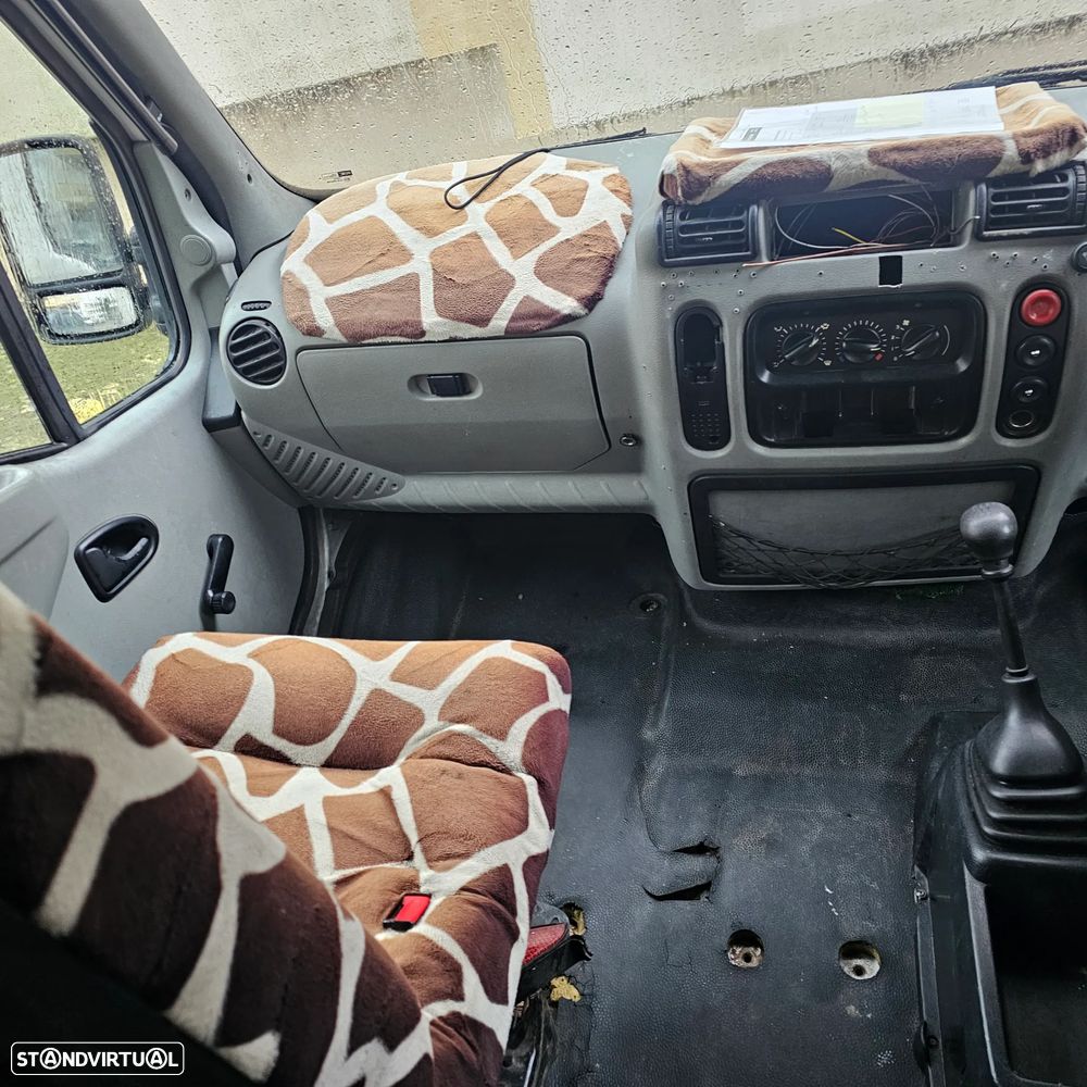 Renault Master Autocaravana - 26