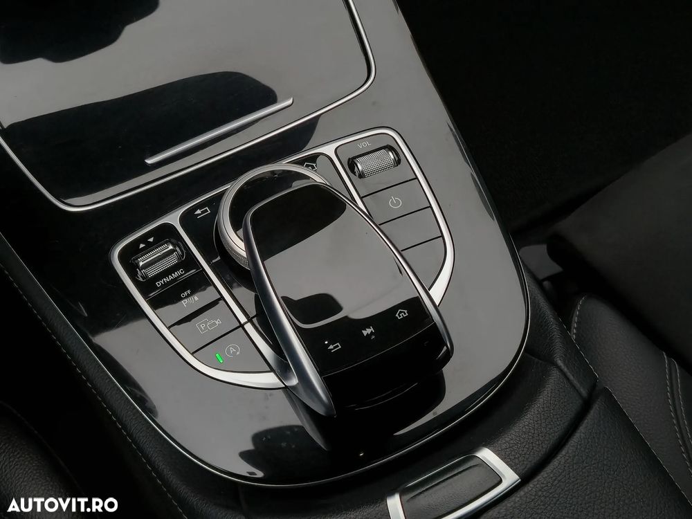 Mercedes-Benz E 220 d 4Matic 9G-TRONIC AMG Line - 20