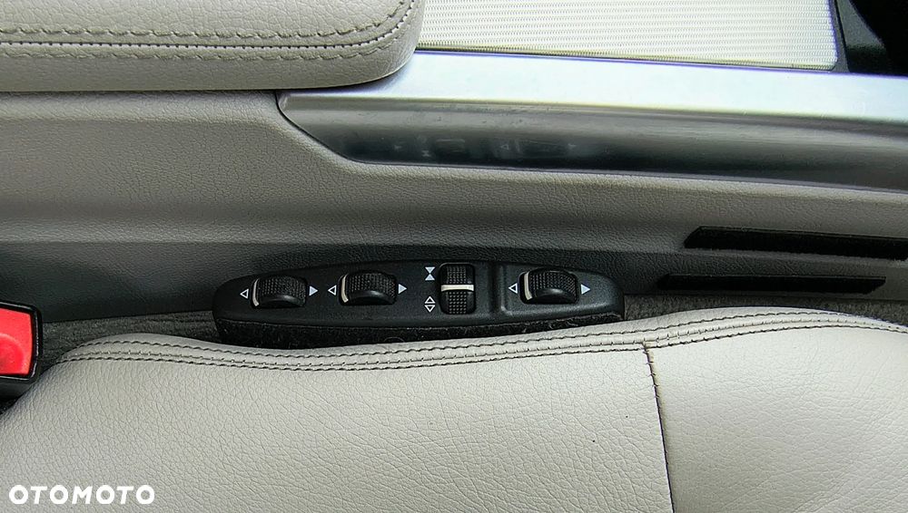 Mercedes-Benz Klasa E 220 CDI 7G-TRONIC Elegance - 13