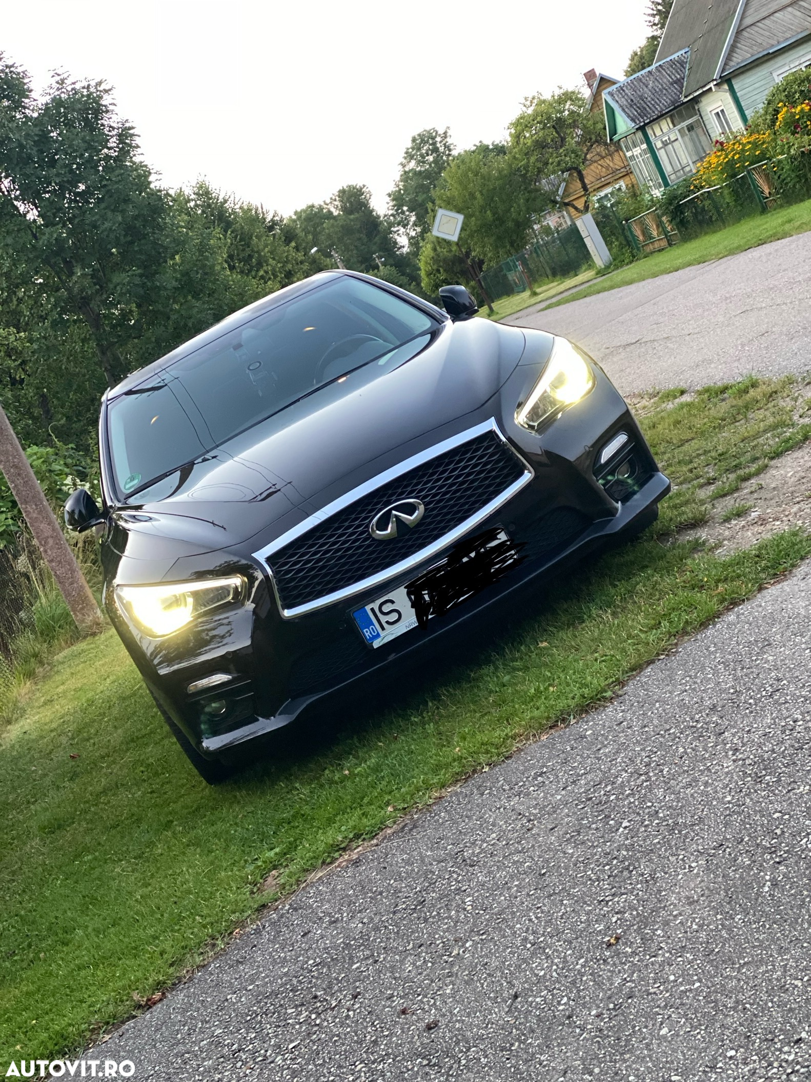Infiniti Q50 - 3